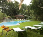 piscina  presso l'hotel Dik Dik 